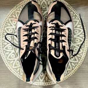 Nike Zoom Gravity sneakers in color Stone Mauve and Black